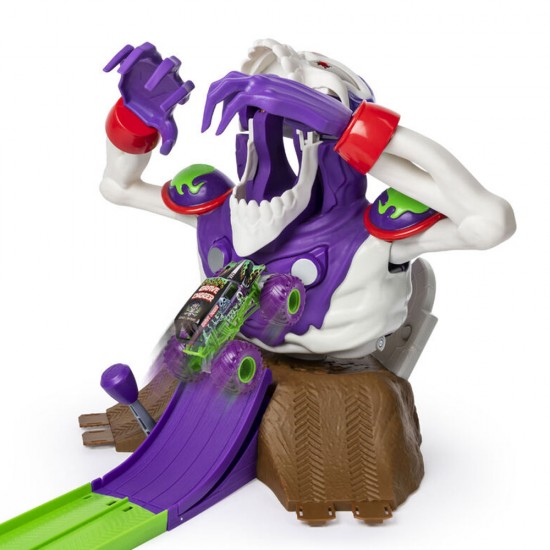 Monster Jam Grim Take Down Playset