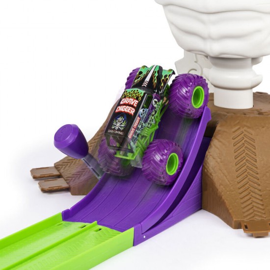 Monster Jam Grim Take Down Playset