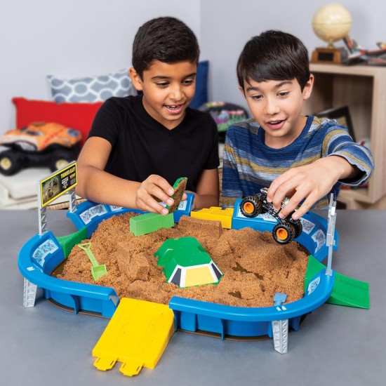 Monster Jam Kinetic Dirt Arena Playset Monster Jam Kinetic Dirt Arena Playset