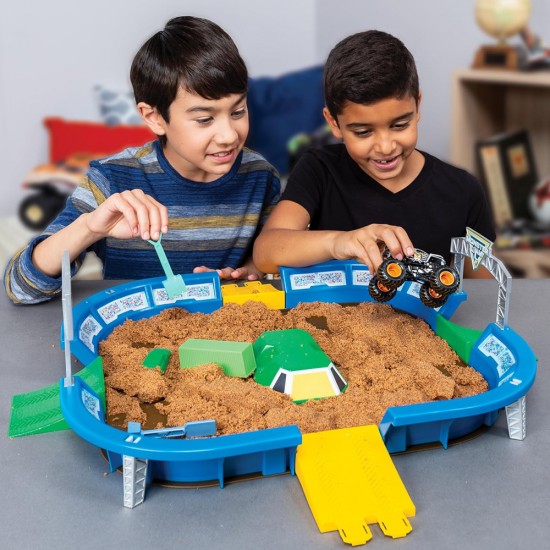Monster Jam Kinetic Dirt Arena Playset Monster Jam Kinetic Dirt Arena Playset
