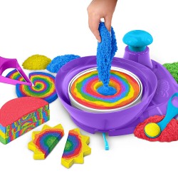 Kinetic Sand Swirl N' Surprise